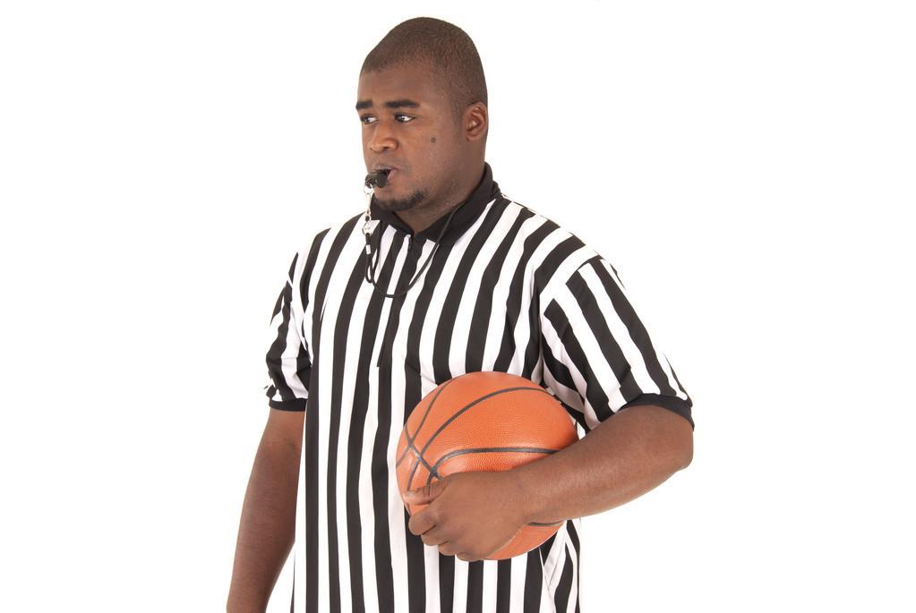 篮球比赛规则30条怎么写_篮球规则条写比赛怎么写_关于篮球比赛的规则